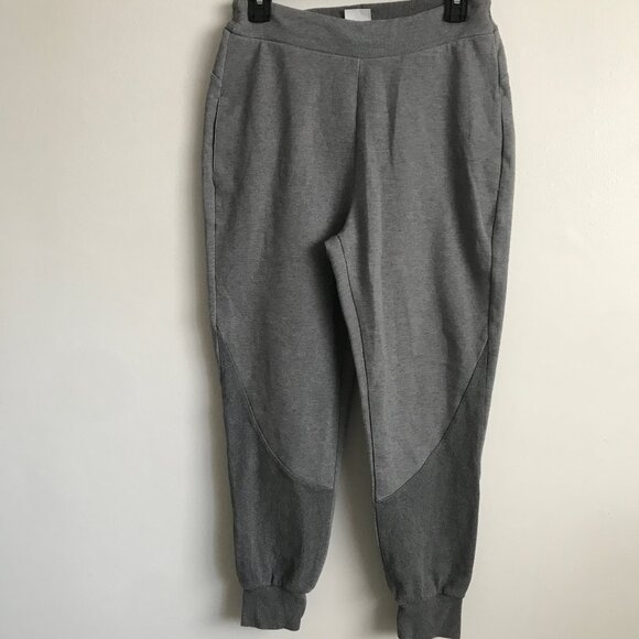 Gymshark Jogger Pants Gray Crop Womens Small - Picture 1 of 16